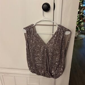 She + Sky Glittering Sleeveless Blouse - Silver